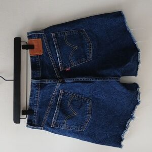 Levi's 501 Jean Shorts Dark Wash Women's 31